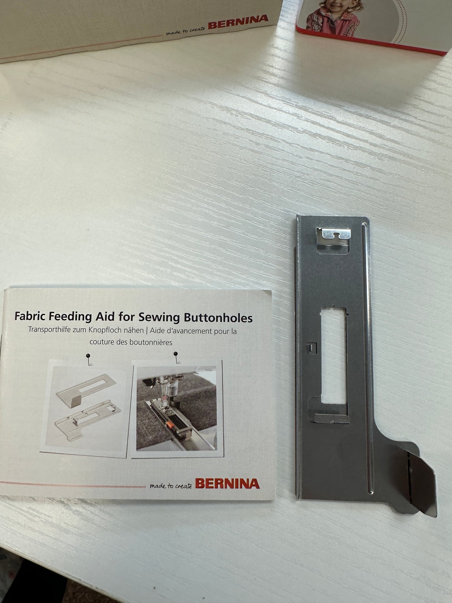 Fabric Feeding aid for sewing buttonholes height Compensating Plate Buttonhole Compensating