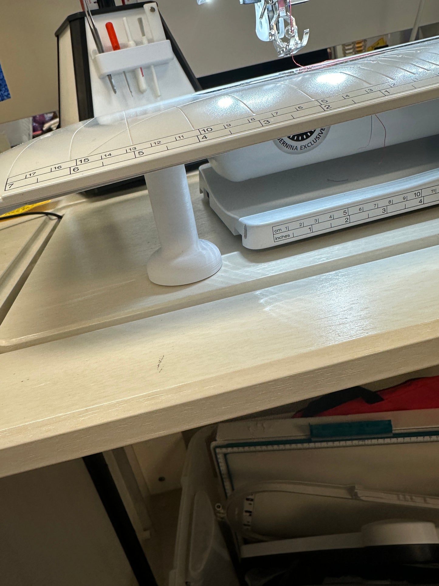 .7 series slide on tray leg support