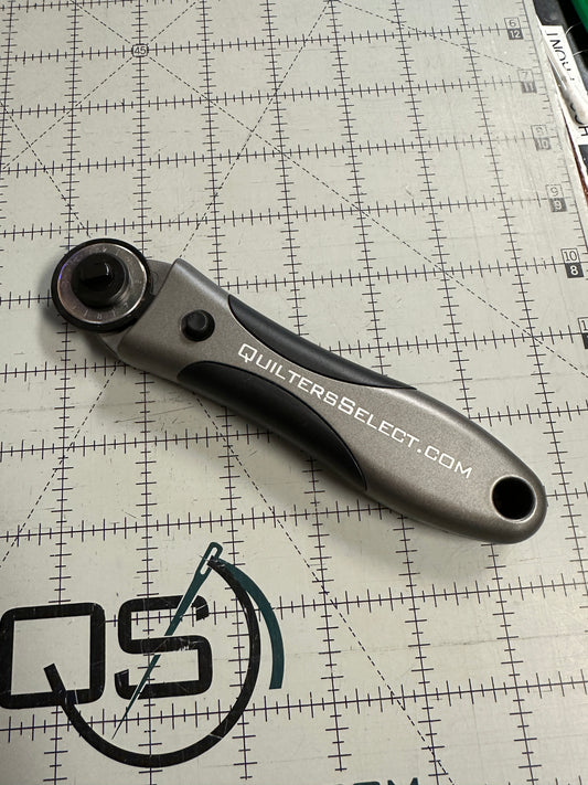 28 mm Rotary Cutter Quilters Select Bernina Jeff Sewing Machine Tools Supplies Accessories