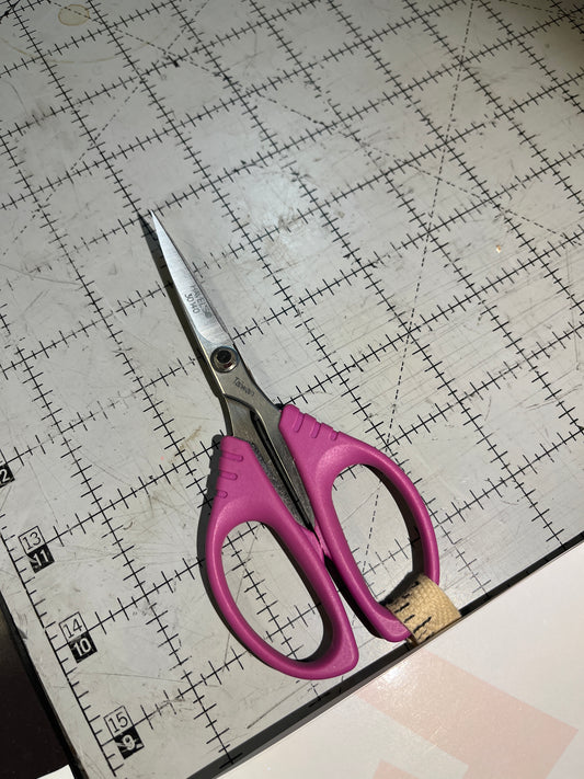 Curved scissors by Havel 5.5” Bernina Jeff Sewing Machine Tools Supplies Accessories