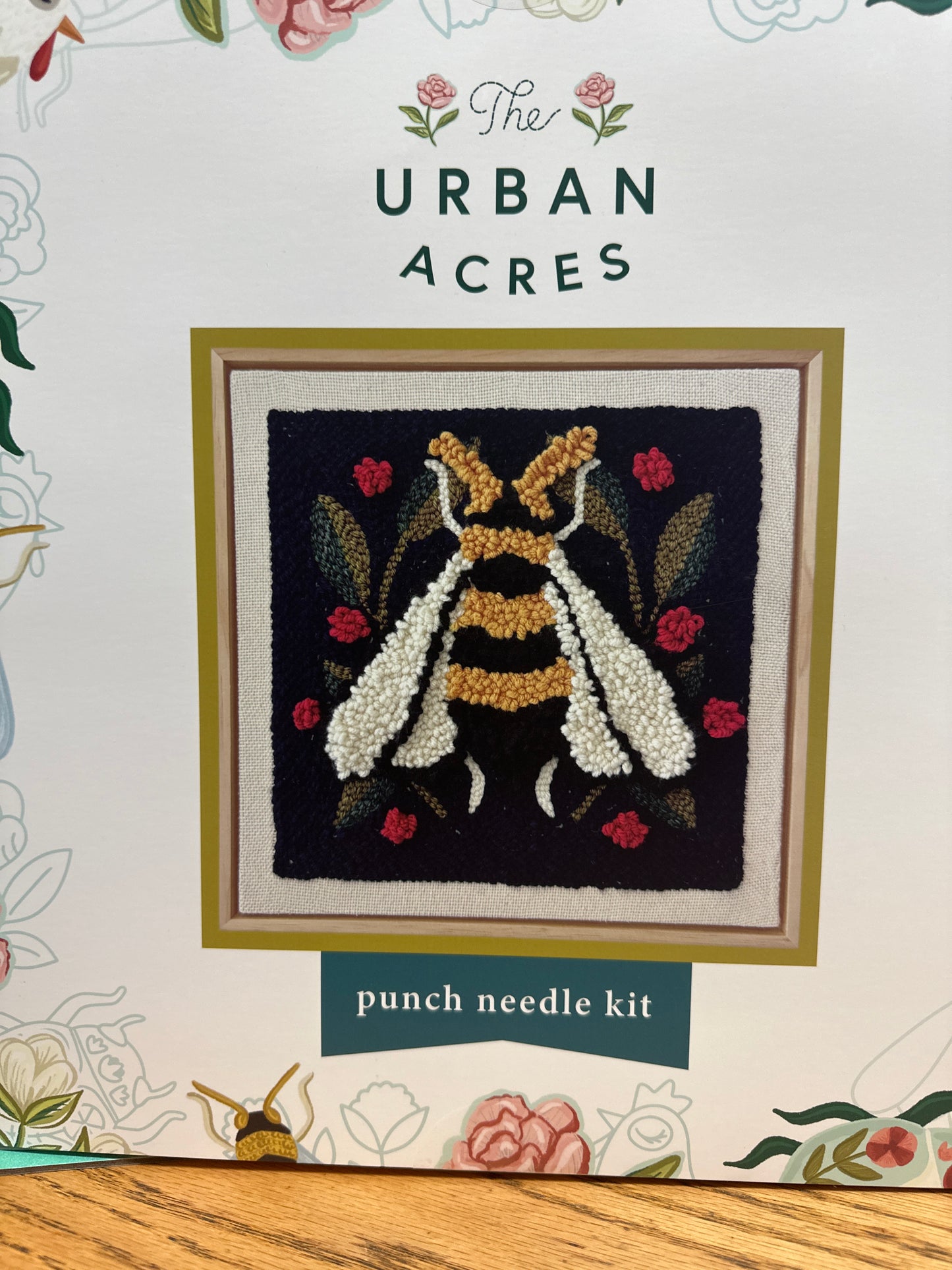 Punch needle kit Bee larger square Bernina Jeff Sewing Machine Supplies Colorado
