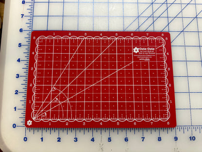 Cutting mat Cute Cuts 6” by 9” Bernina Jeff Sewing Machine Tools Supplies Accessories