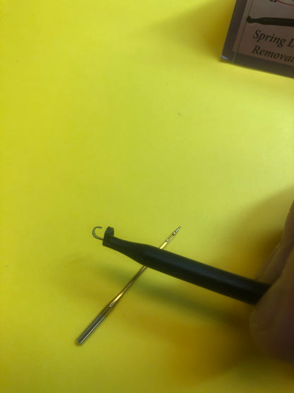 Needle Grabber with handle. Spring loaded hook to hold sewing machine needle to insert in machine Bernina Jeff Sewing Machine Tools Supplies Accessories