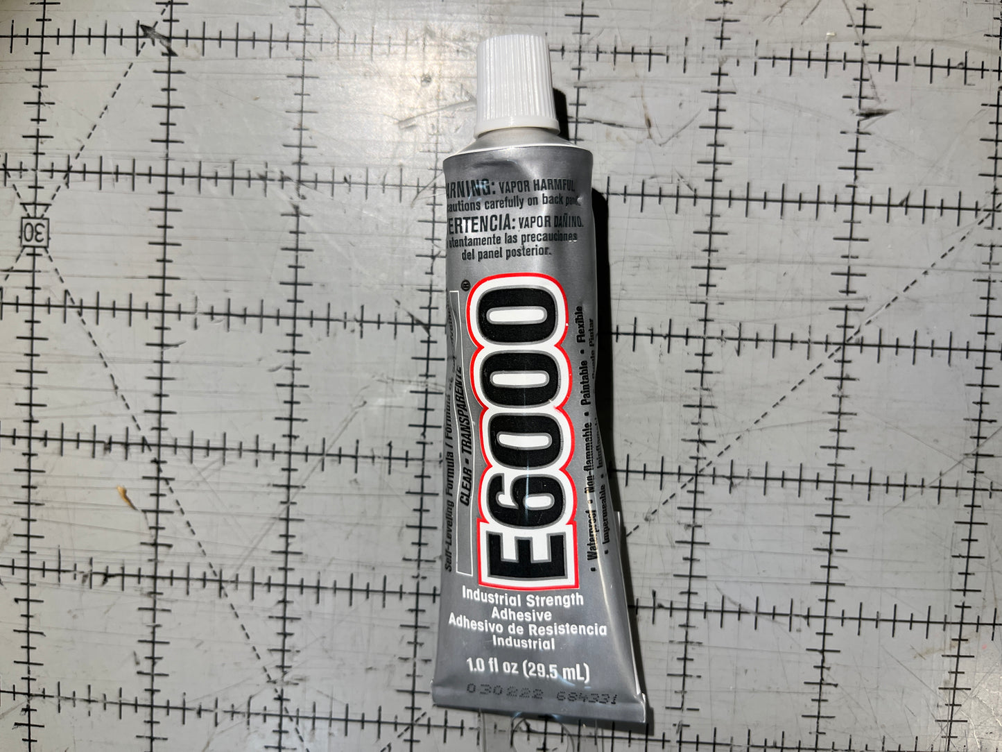 E 6000 glue small 1 oz clear great for fabric and flexible repairs –  Bernina Jeff